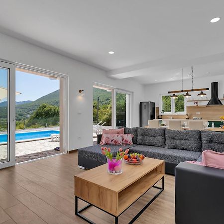 Charming Holiday Home Dolac In Rural Area With Pool Slime Eksteriør billede