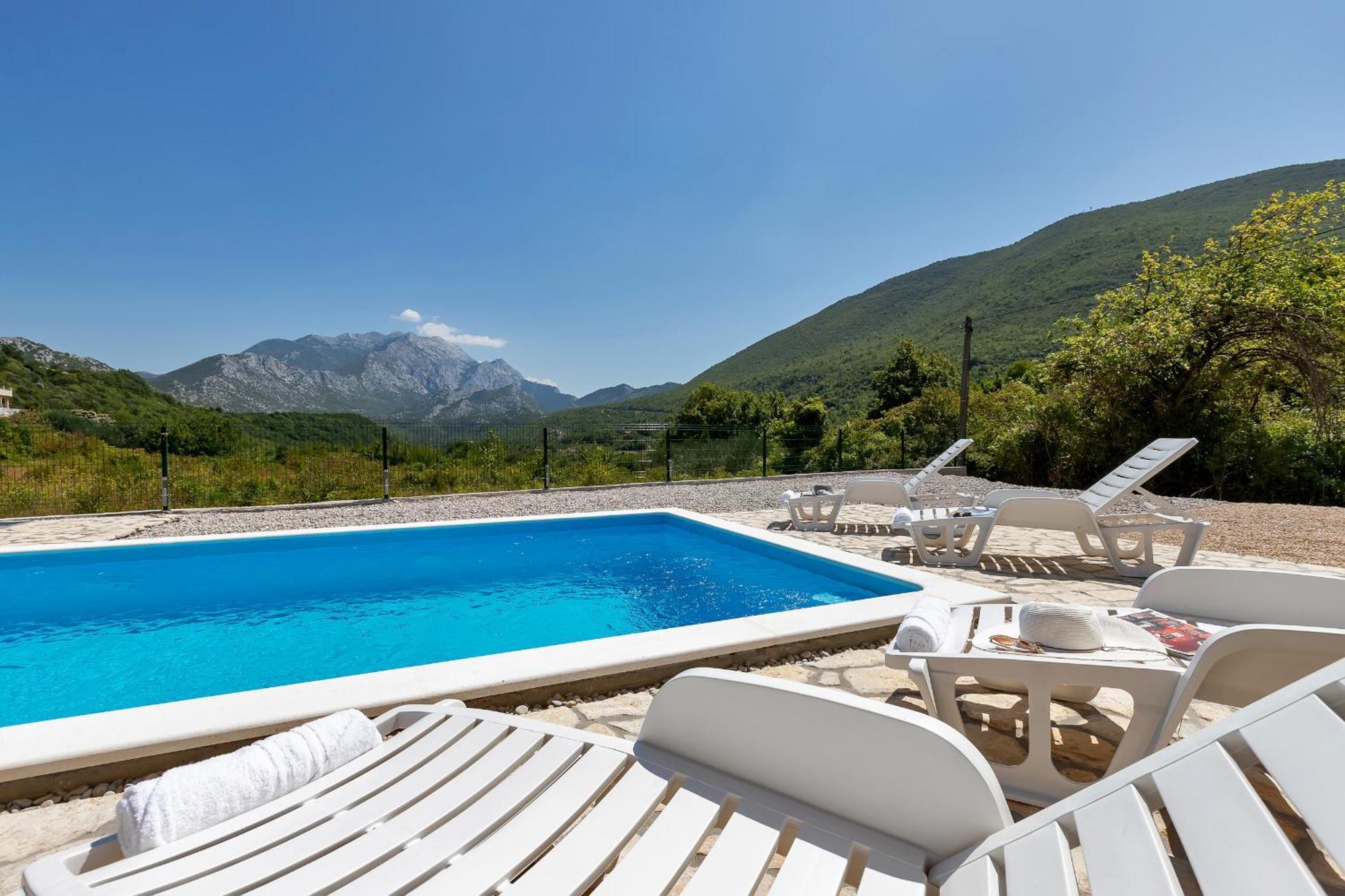Charming Holiday Home Dolac In Rural Area With Pool Slime Eksteriør billede